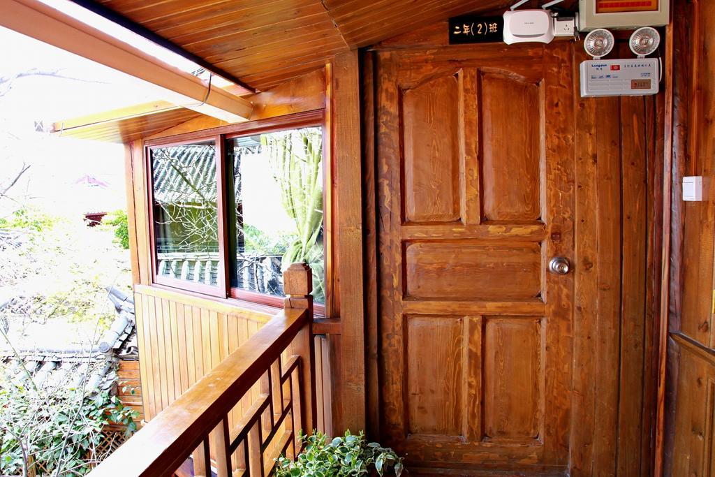 Runtong International Youth Hostel Лицзян Номер фото