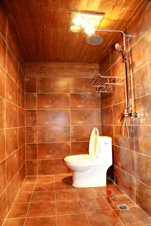 Runtong International Youth Hostel Лицзян Номер фото