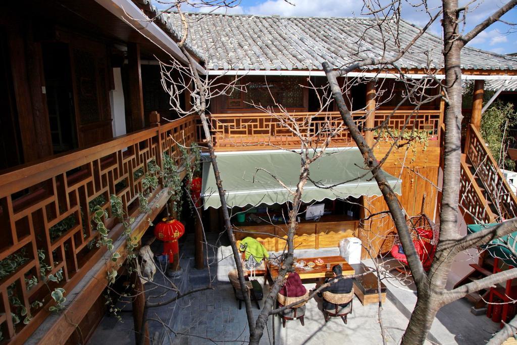 Runtong International Youth Hostel Лицзян Экстерьер фото
