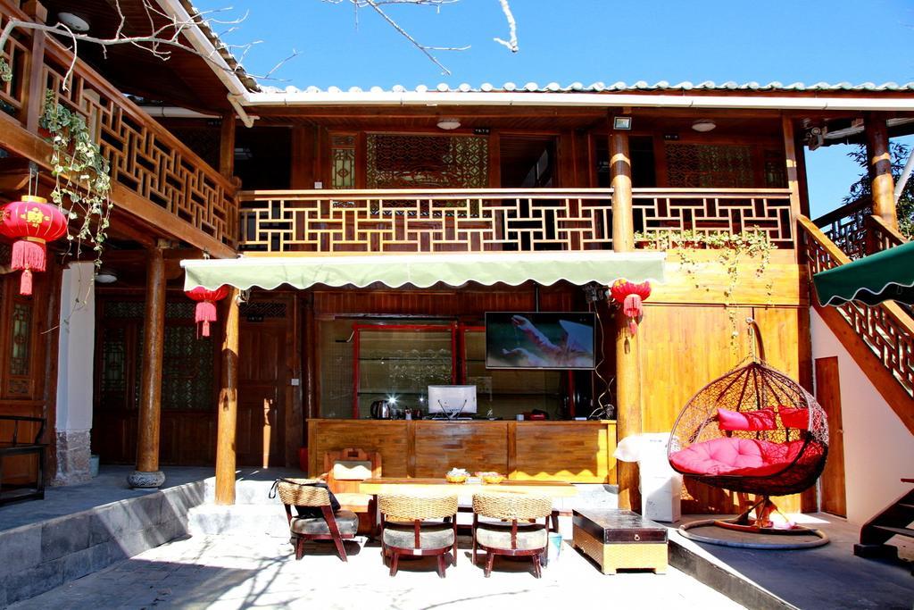 Runtong International Youth Hostel Лицзян Экстерьер фото