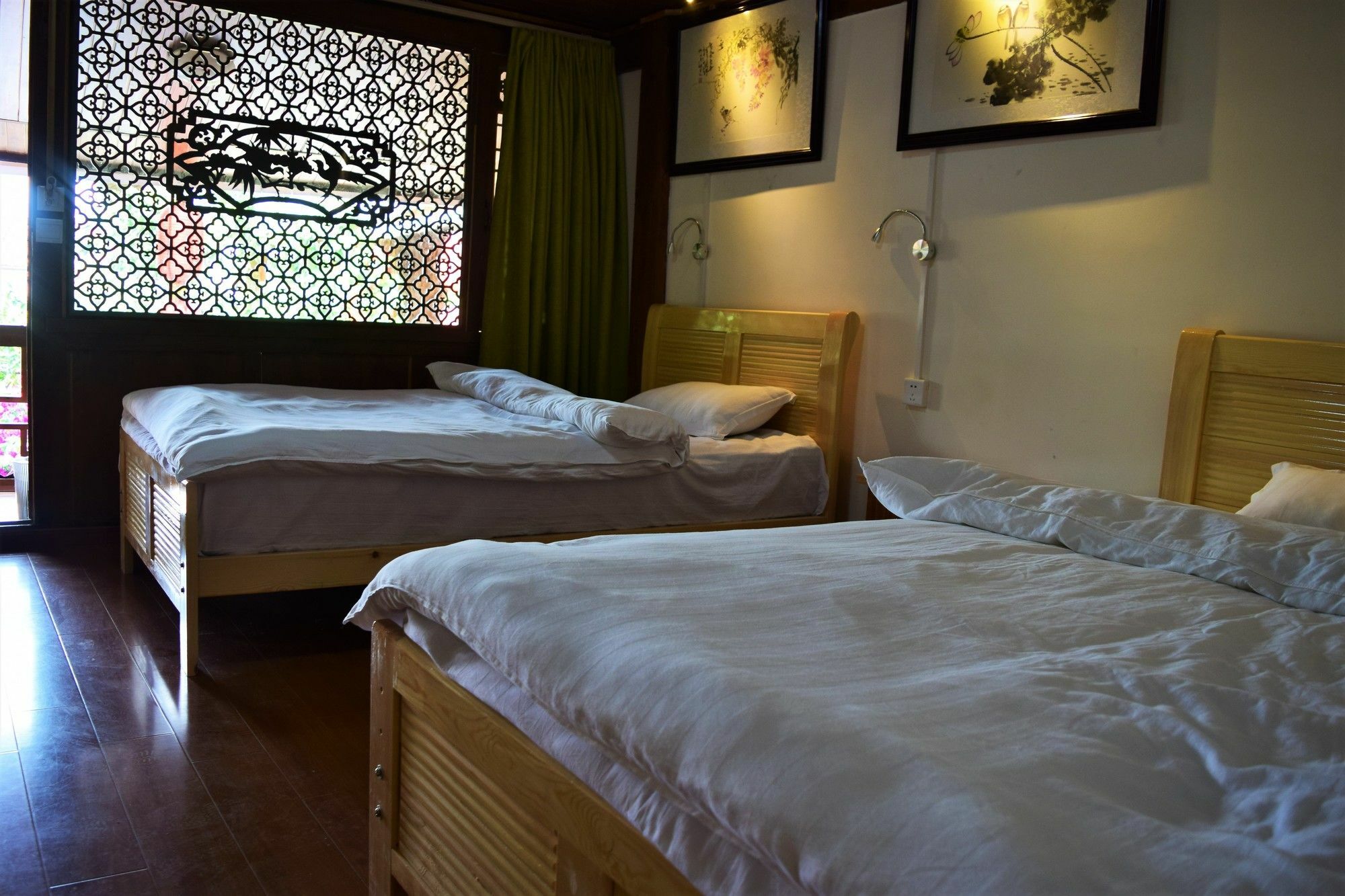 Runtong International Youth Hostel Лицзян Экстерьер фото
